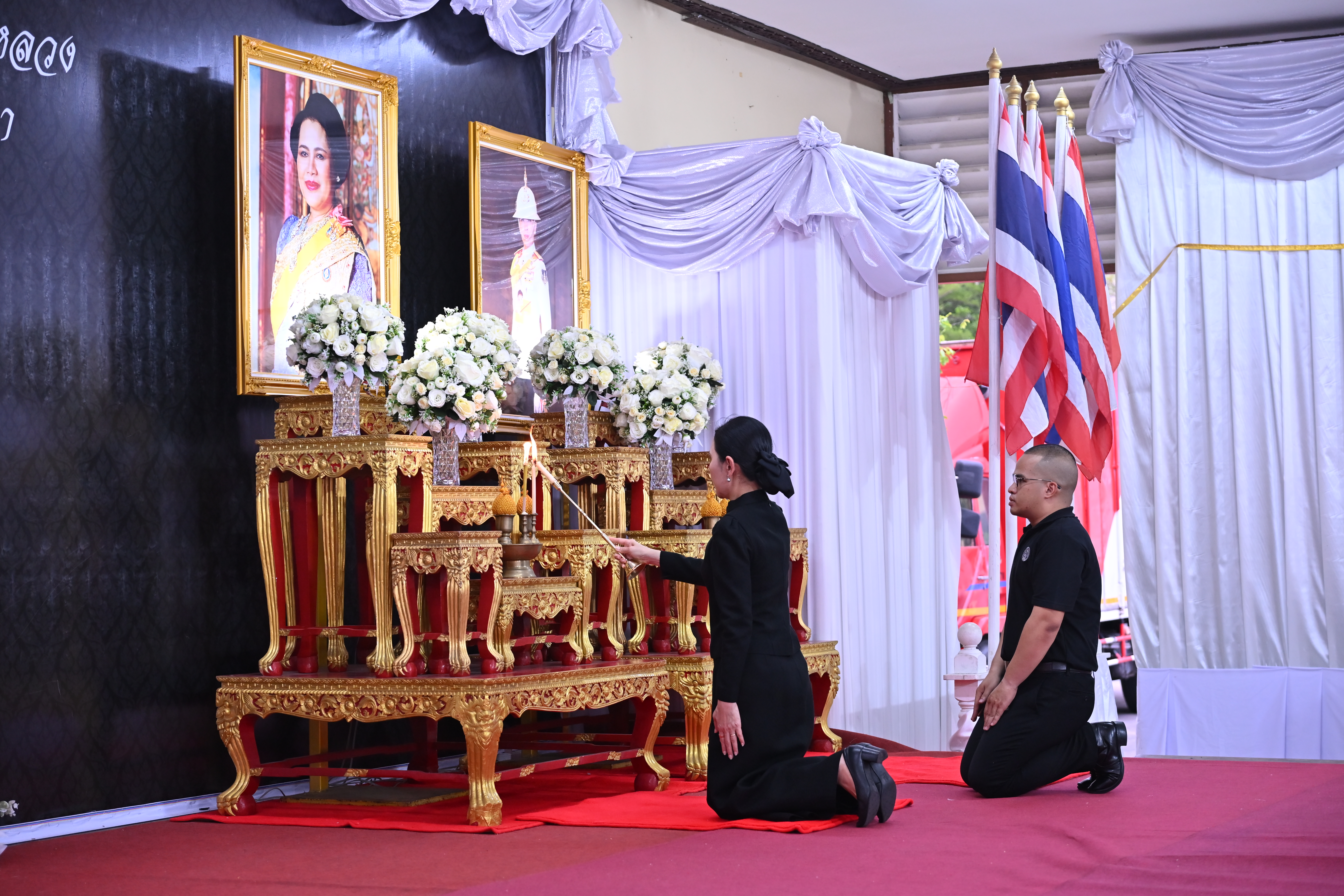 title - ส.ป.ก.นครปฐม เข้าร่วมพิธีสวดพระพุทธมนต์ และเจริญจิตภาวนาอุทิศถวายพระราชกุศลแด่ สมเด็จพระนางเจ้าสิริกิติ์ พระบรมราชินีนาถ พระบรมราชชนนีพันปีหลวง และอุทิศถวายพระกุศลแด่สมเด็จพระเจ้าลูกเธอ เจ้าฟ้าพัชรกิติยาภา นเรนทิราเทพยวดี กรมหลวงราชสาริณีสิริพัชร มหาวัชรราชธิดา